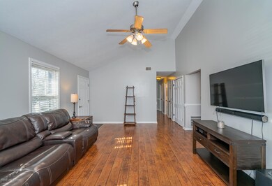 7503 Mcintosh Way, Louisville, KY 40228 - photo 7