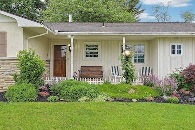 6-web-or-mls-Sheridan Dr-2305-006