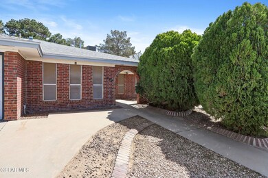 1840 Tom Bolt Dr, El Paso, TX 79936 - photo 6