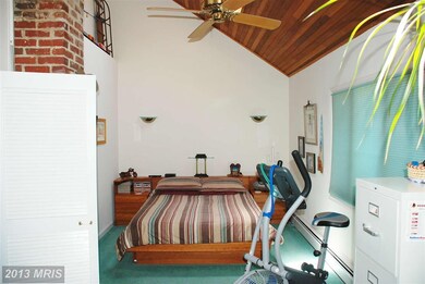 306 Poplar Ave, Edgewater, MD 21037 - photo 7