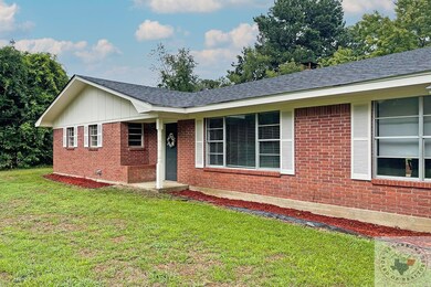 4817 Moores Ln, Texarkana, TX 75503 - photo 2