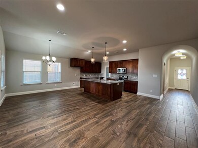1409 Town Creek Cir, Weatherford, TX 76086 - photo 2