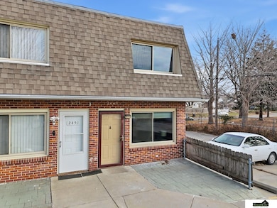 2449 U St unit 2449U, Lincoln, NE 68503 - photo 5