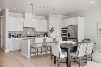 653 W Beach Front Place, Saint George, UT 84770 - photo 4