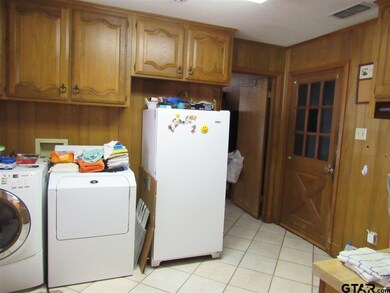 908 908 Joel Dr, Tyler, TX 75703 - photo 5