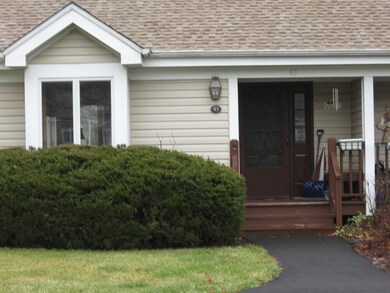 43 Dragonfly Cir, Stroudsburg, PA 18360 - photo 2