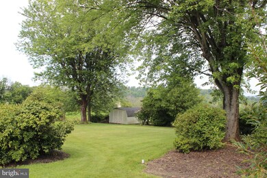 1663 County Line Rd, Bechtelsville, PA 19505 - photo 7