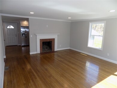 109 Curtis Corner Rd, Wakefield, RI 02879 - photo 6