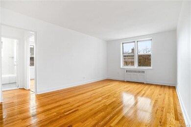 Netherland Gardens Cooperative unit 5D, Bronx, NY 10471 - photo 5