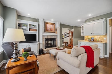 20617 W 95th St, Lenexa, KS 66220 - photo 4