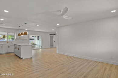 634 E Manhatton Dr, Tempe, AZ 85282 - photo 7