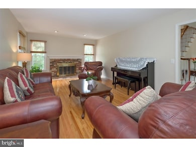 61 Charleston Dr, Skillman, NJ 08558 - photo 3