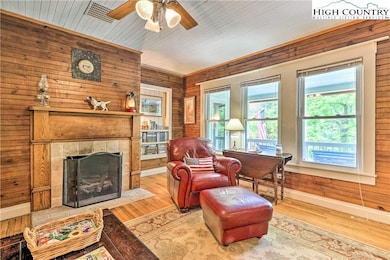 2280 Garvey Bridge Rd, Crumpler, NC 28617 - photo 3