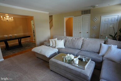 9409 Rosmarin Way, Laurel, MD 20708 - photo 5