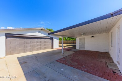 006 - 4233 E. Lester Street