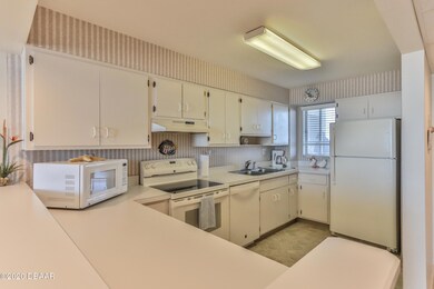 1133 Ocean Shore #202-5