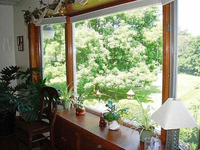 Other 2nd View of Bow window which brings in plent