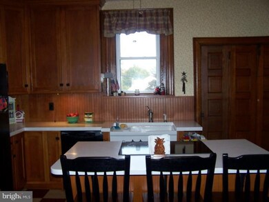 432 Main St, Pennsburg, PA 18073 - photo 7