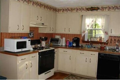 48 Apollo Rd, Whitman, MA 02382 - photo 2