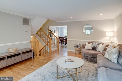 10613 Alison Dr, Burke, VA 22015 - photo 6