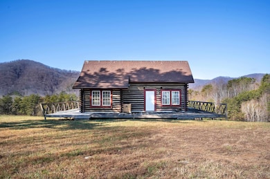 800 Runnett Bag Rd, Ferrum, VA 24088 - photo 3