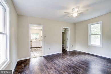 1202 Bridgeboro Rd, Beverly, NJ 08010 - photo 6
