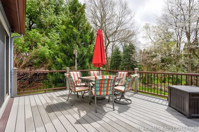 3-web-or-mls-16528 James St, Holland-10
