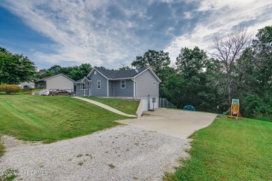1613 Summit View Dr, Holts Summit-04