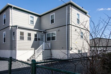 70 Camden St, Lynn, MA 01905 - photo 2