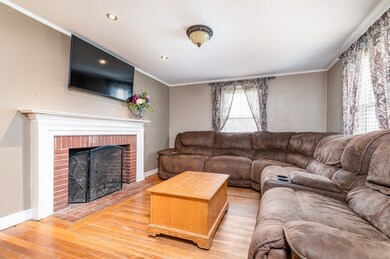 40 Rucille Ave, Weymouth, MA 02188 - photo 3