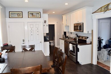 152 Notre Dame Ave unit 1, Manchester, NH 03102 - photo 3