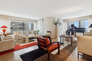 The Warwick unit 10B, Chicago, IL 60610 - photo 7