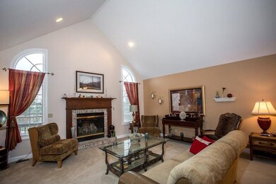 10310 Doubletree Dr S, Crown Point, IN 46307 - photo 3