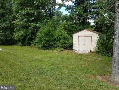 211 Leviticus Dr, Bunker Hill, WV 25413 - photo 7