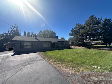 5912 Onyx Ave, Klamath Falls, OR 97603 - photo 2