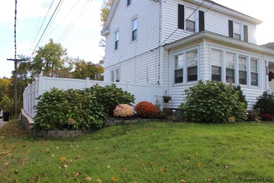 51 Meadowlawn Ave, Troy, NY 12180 - photo 3