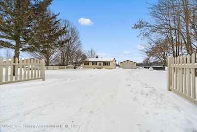 7283 Peck Rd, Eaton Rapids, MI 48827 - photo 2