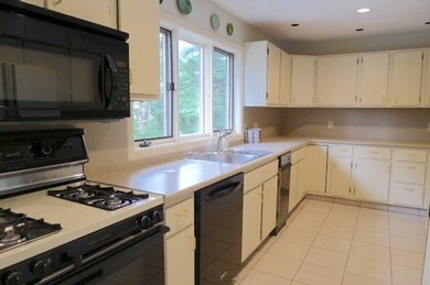 63 Cottage St unit 7, Newton Upper Falls, MA 02464 - photo 7