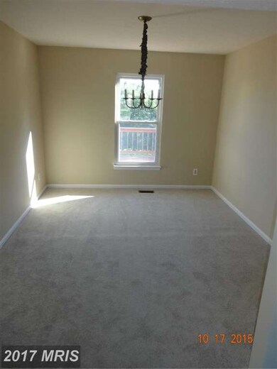 9411 Seven Courts Dr, Nottingham, MD 21236 - photo 3