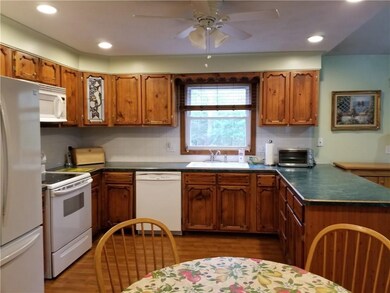 728 Cooper Rd, Chepachet, RI 02814 - photo 3