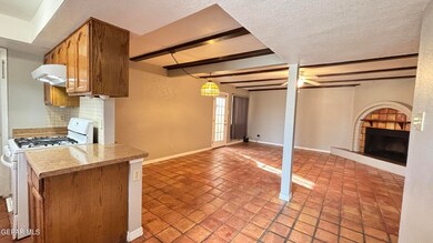 11104 Vista Lago Place unit A, El Paso, TX 79936 - photo 2