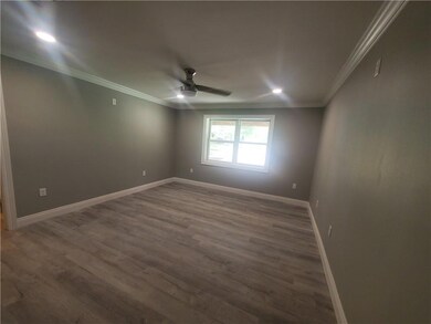 208 Holiday Cir, Pineville, LA 71360 - photo 7