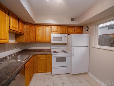 7752 Montgomery Rd, Cincinnati, OH 45236 - photo 6