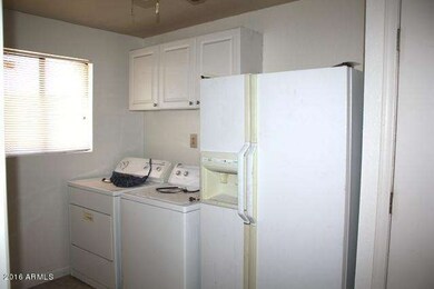 6 Indoor Laundry Rm
