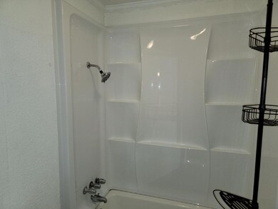 5504 Jensen Dr unit 4, Houston, TX 77026 - photo 4