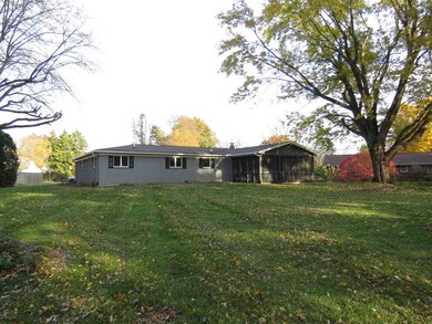 4703 Pavalion Dr, Kokomo, IN 46901 - photo 4