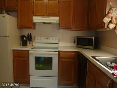 5712 Cedonia Ave, Baltimore, MD 21206 - photo 2