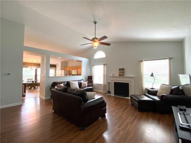 12352 Driftstone Dr, Fishers, IN 46037 - photo 5