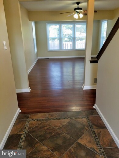 114 Solway Cir, Chalfont, PA 18914 - photo 3