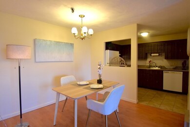 Sagamore Place Condominiums unit 905, Quincy, MA 02171 - photo 2